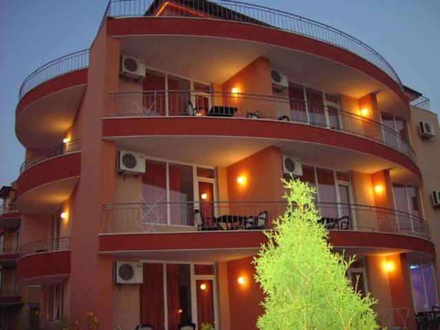 Family Hotel Deja Vu Rawda Exterior foto